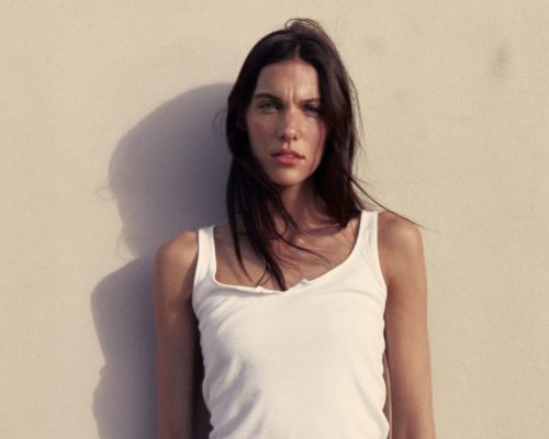 Charlotte Cardin – Memories (Souvenirs)